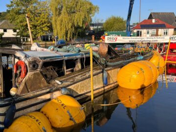 RED7 Diving and Elite Pontoon Hire complete Norfolk Vessel Recovery